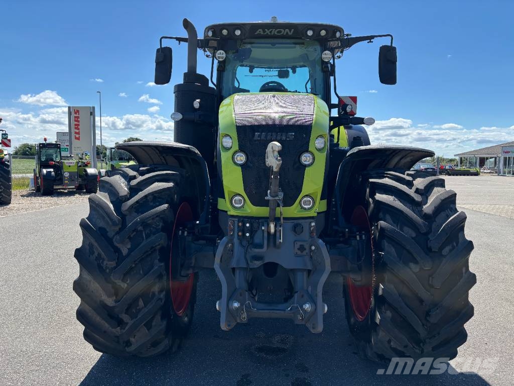 CLAAS AXION 940 CMATIC 트랙터