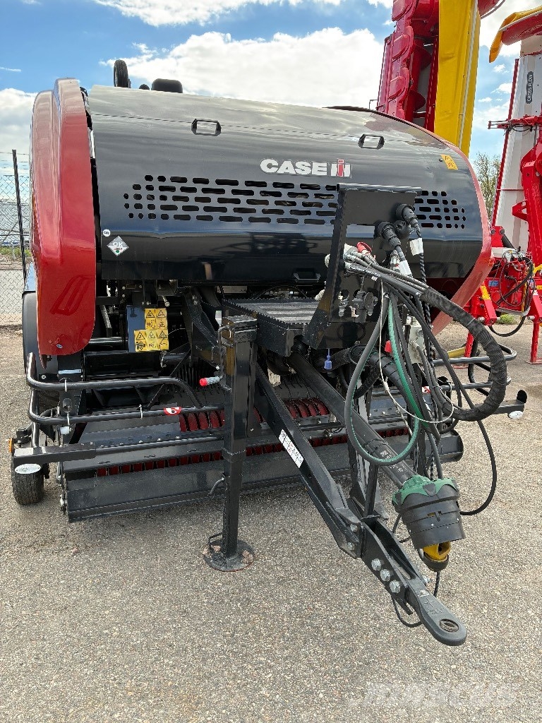 Case IH RB 545 Silage Pack Рулонні прес-підбирачі
