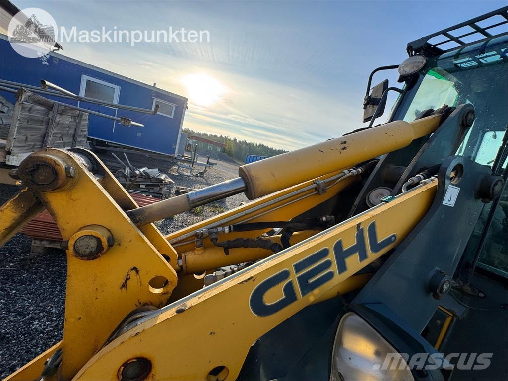 Gehl AL300 Mini Pale Gommate