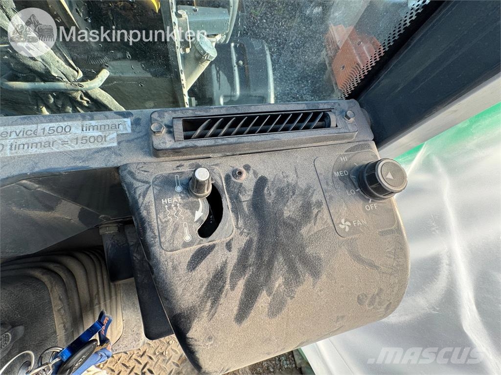 Gehl AL300 Mini Pale Gommate