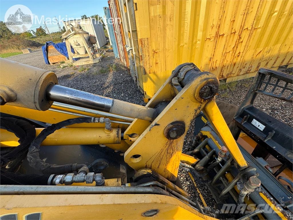 Gehl AL300 Mini Pale Gommate