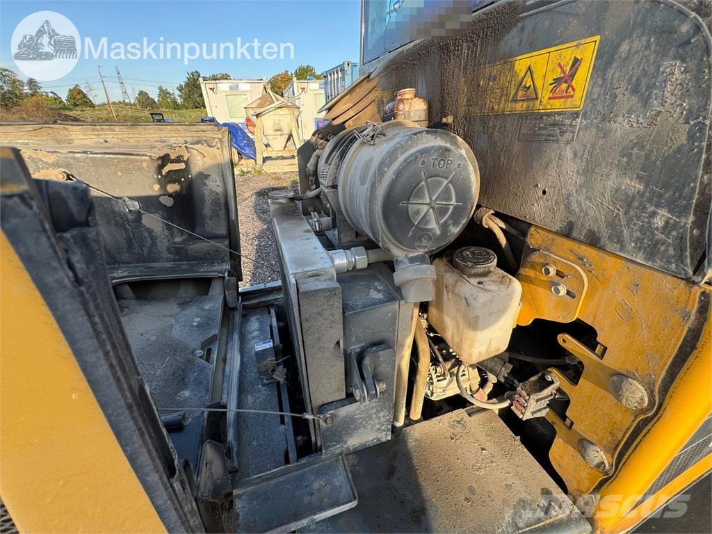 Gehl AL300 Mini Pale Gommate