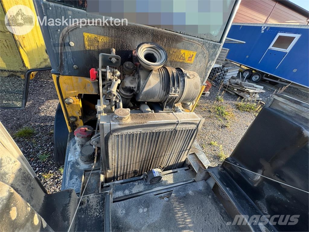 Gehl AL300 Mini Pale Gommate