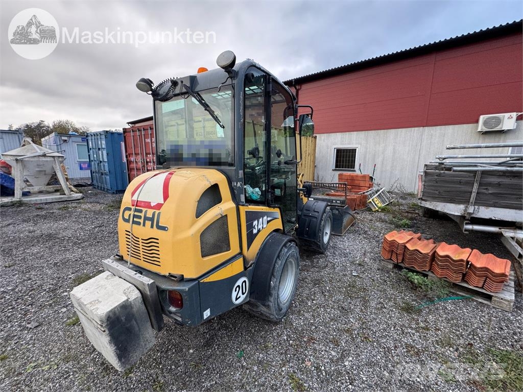 Gehl AL300 Mini Pale Gommate