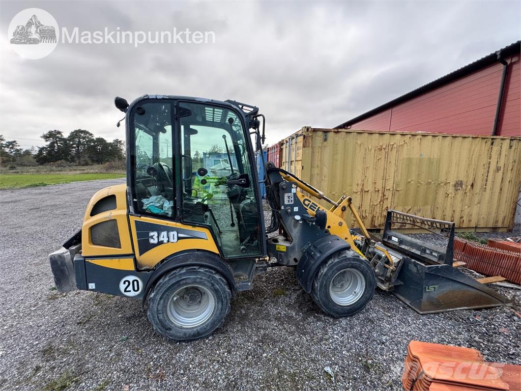 Gehl AL300 Mini Pale Gommate