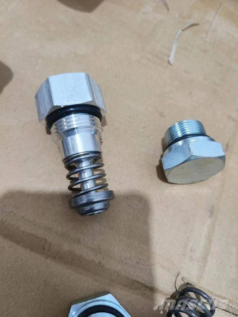 Cummins 6CT ISLe Oil Bypass Valve 3920326 3919015 3923477 Motorer