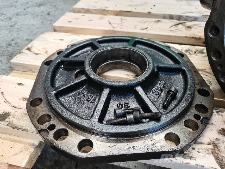 Manitou MT 1740 {Spicer 11X35} differential Eixos