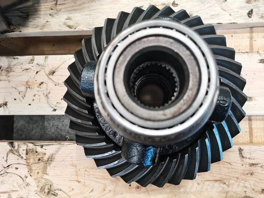 Manitou MT 1740 {Spicer 11X35} differential Eixos