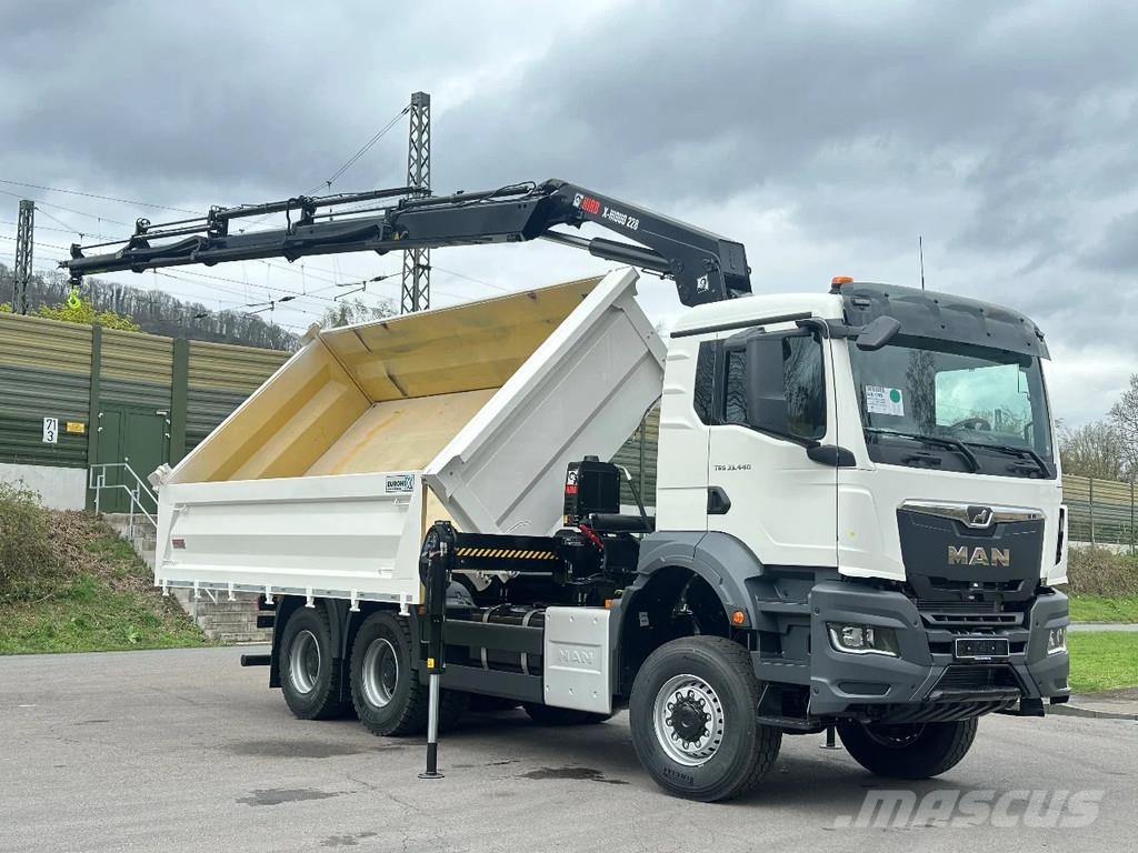 MAN TGS 33.440 MAN TGS 33.440 6x6 /3-Seiten- Kipper / Tipper trucks