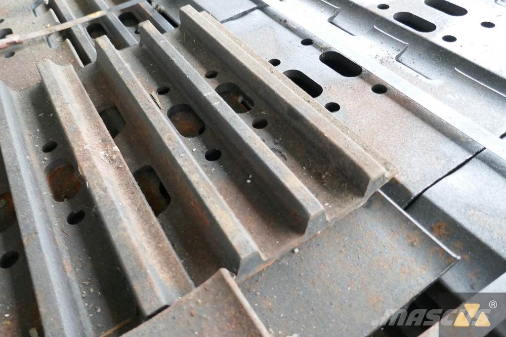 Fiat-Hitachi FL9 Track shoes Banden, wielen en velgen