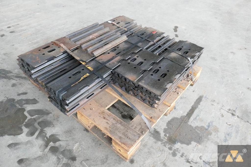 Fiat-Hitachi FL9 Track shoes Banden, wielen en velgen