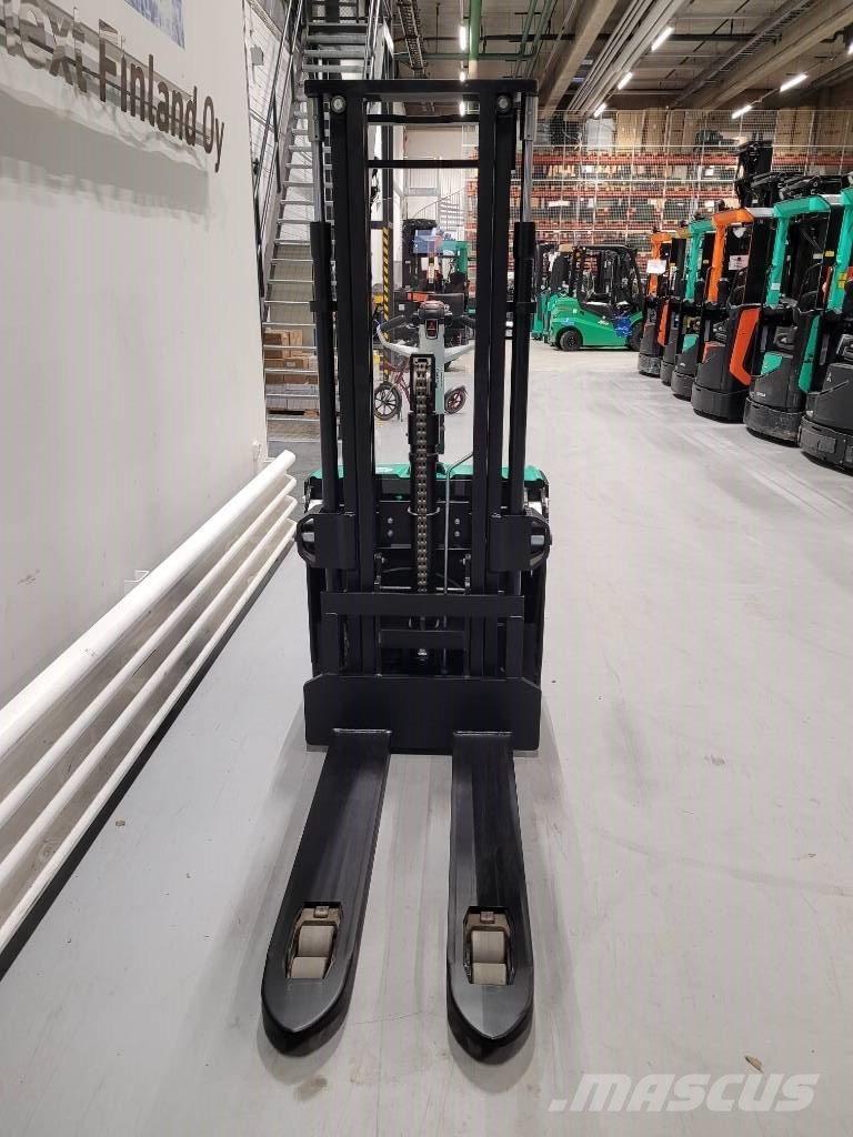 Mitsubishi SBP16N2IR Selbstfahrstapler