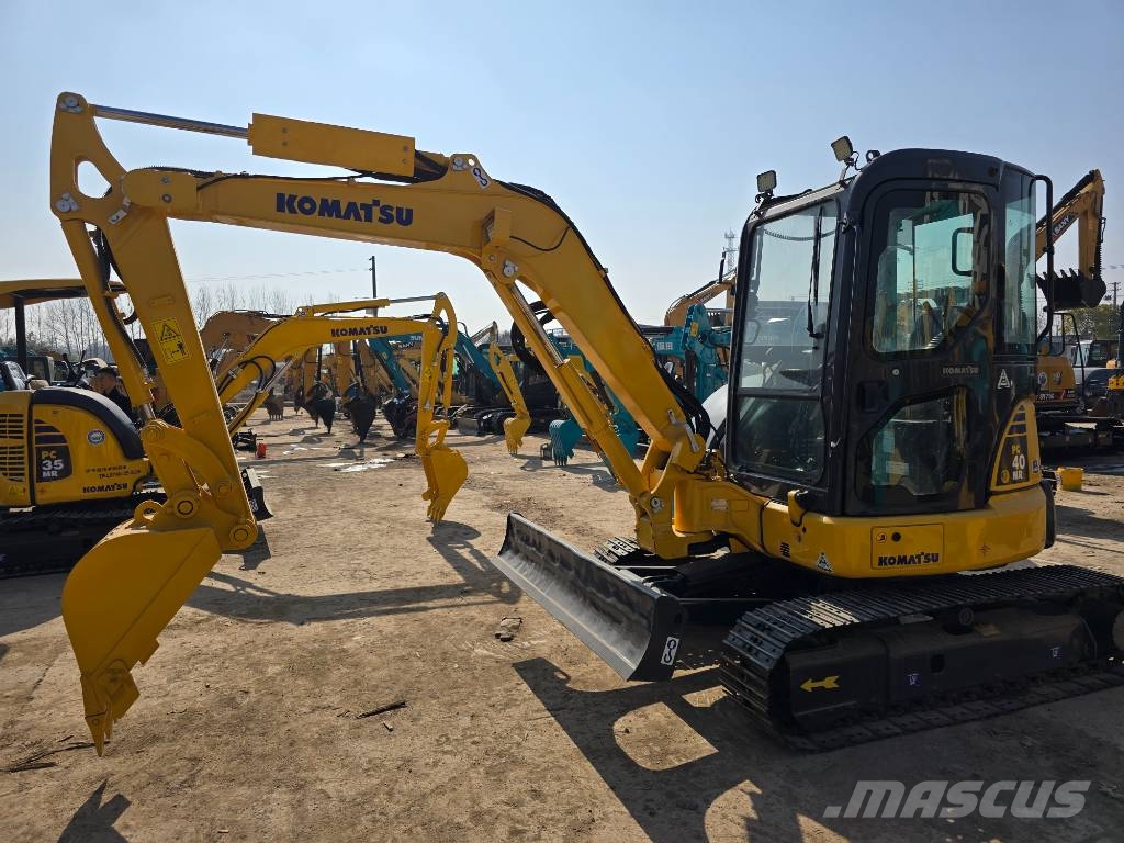 Komatsu PC40 Mini excavators < 7t (Mini diggers)