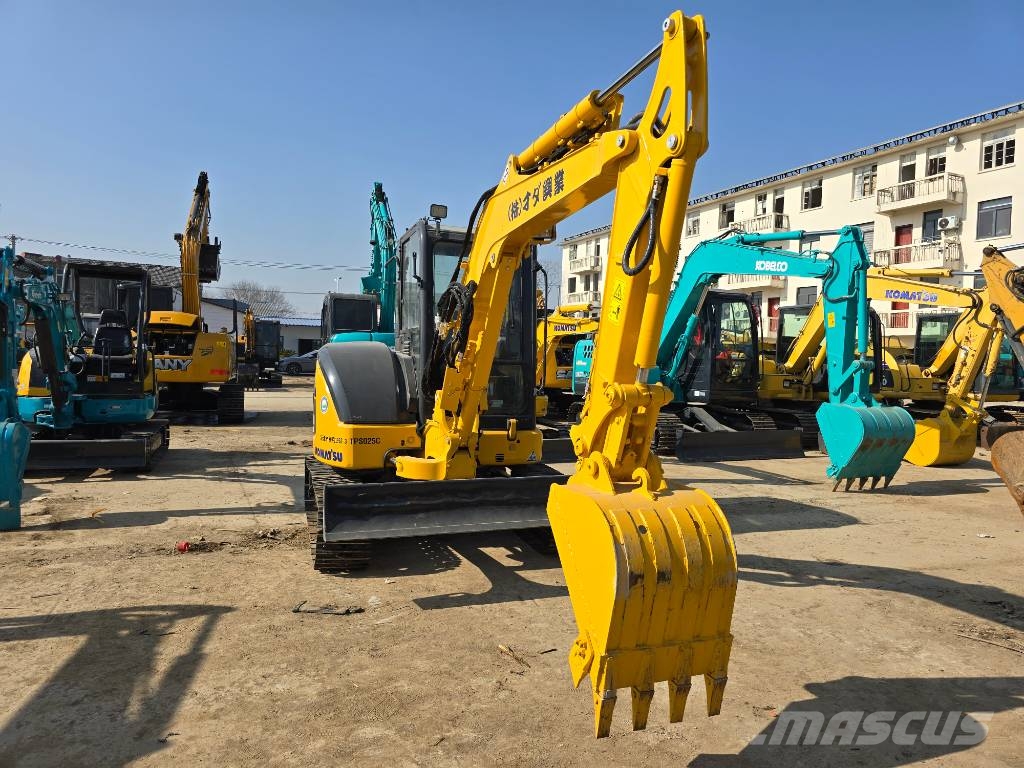 Komatsu PC40 Mini excavators < 7t (Mini diggers)