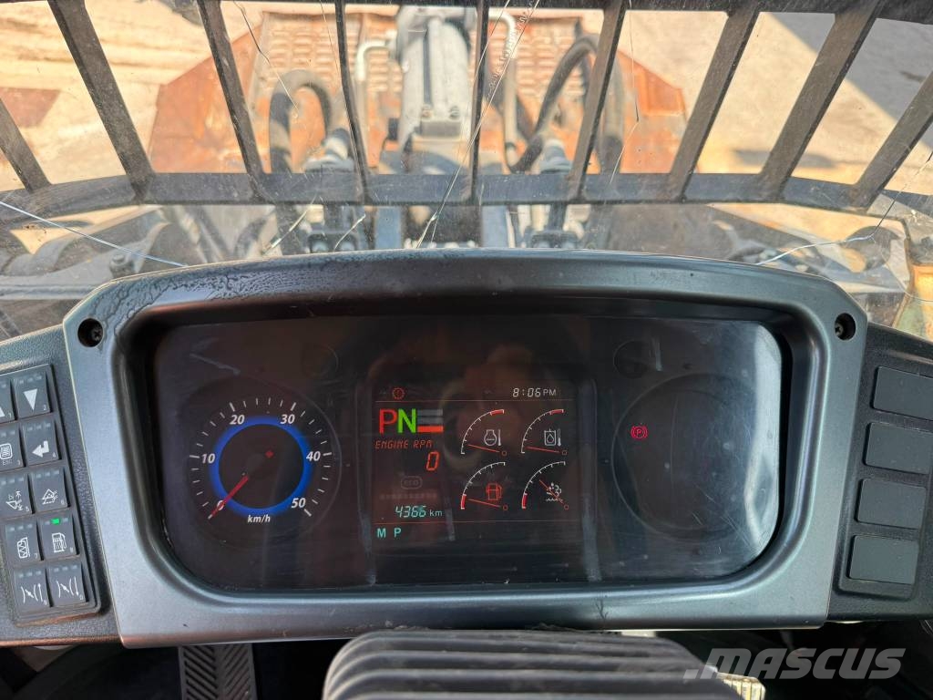 Doosan DL 200-5 Naudoti ratiniai krautuvai
