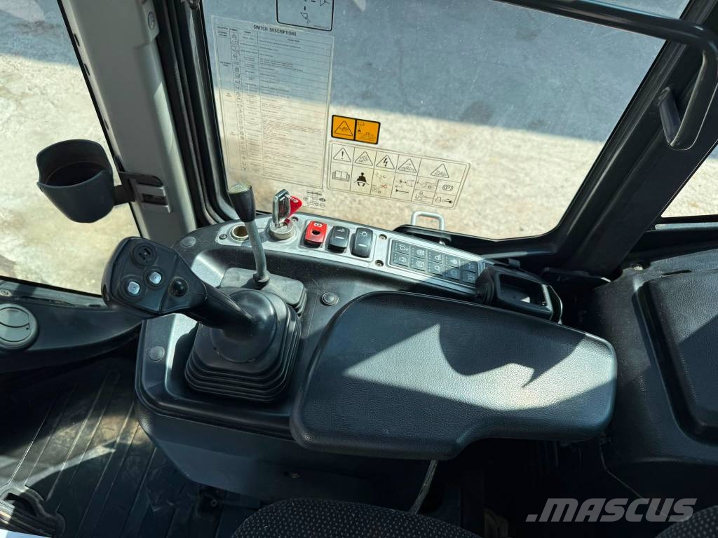 Doosan DL 200-5 Naudoti ratiniai krautuvai