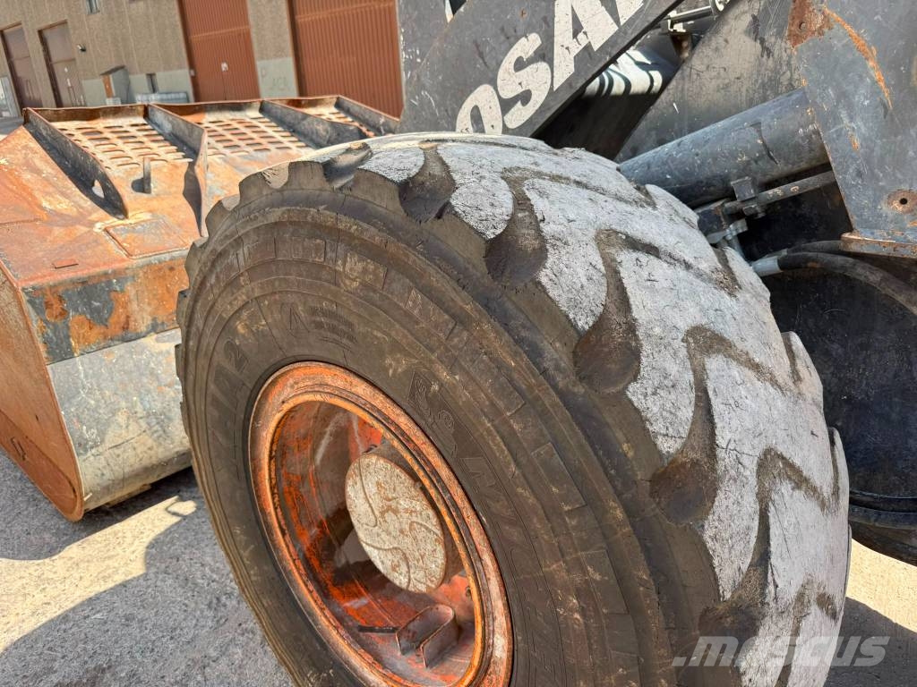 Doosan DL 200-5 Naudoti ratiniai krautuvai