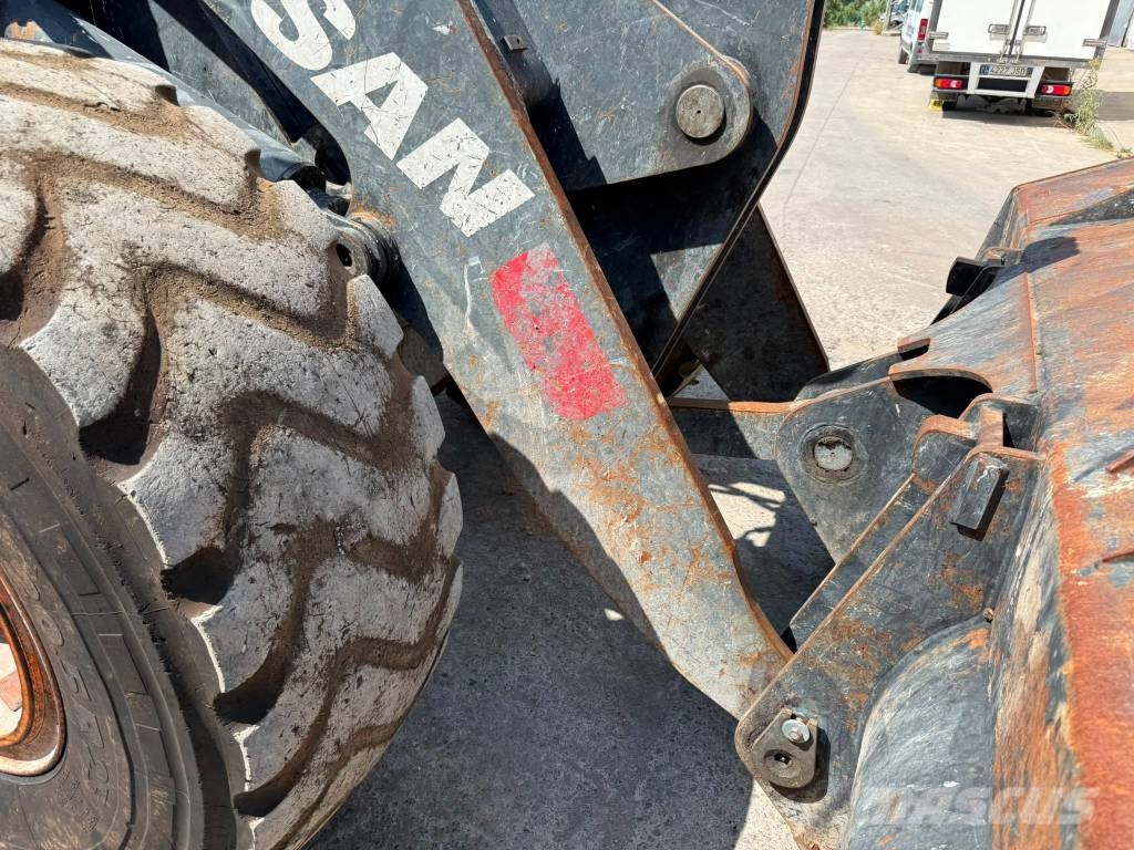 Doosan DL 200-5 Naudoti ratiniai krautuvai