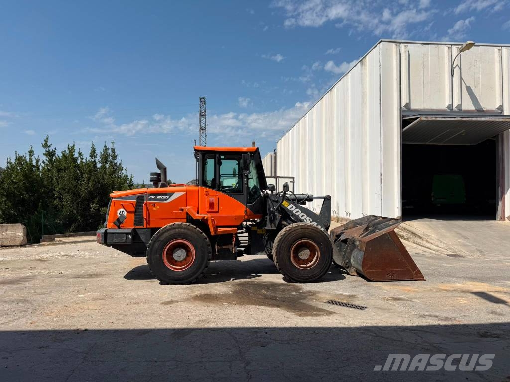 Doosan DL 200-5 Naudoti ratiniai krautuvai