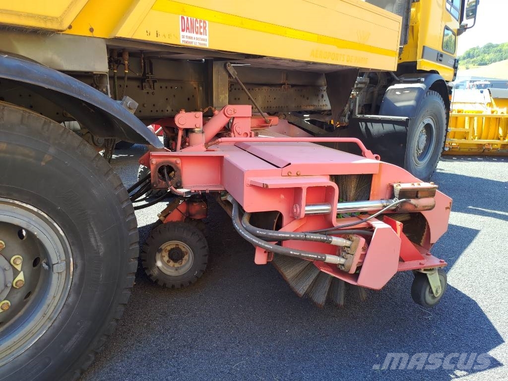 Schmidt CJS 914 Super 1 balai ZAC Airport equipment
