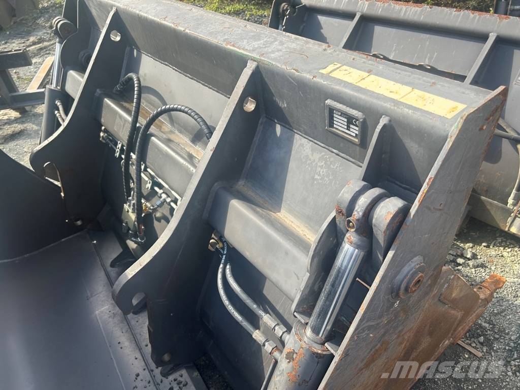 Volvo Klappschaufel für L 35 G 버켓