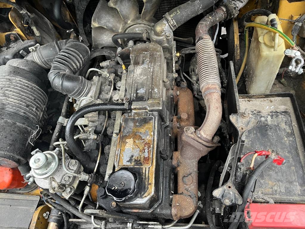 CAT DP30NT V-4245 IO Camiones diesel