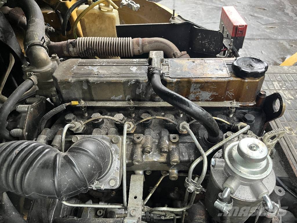 CAT DP30NT V-4245 IO Camiones diesel