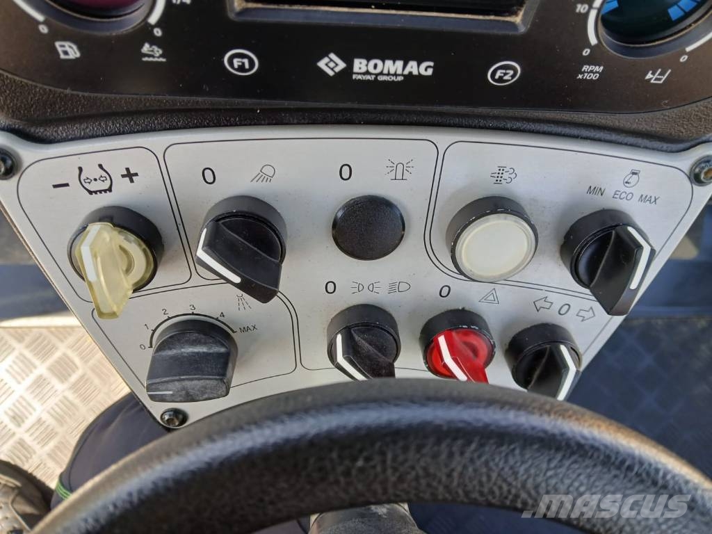 Bomag BW 28 RH Tromle med luftdæk