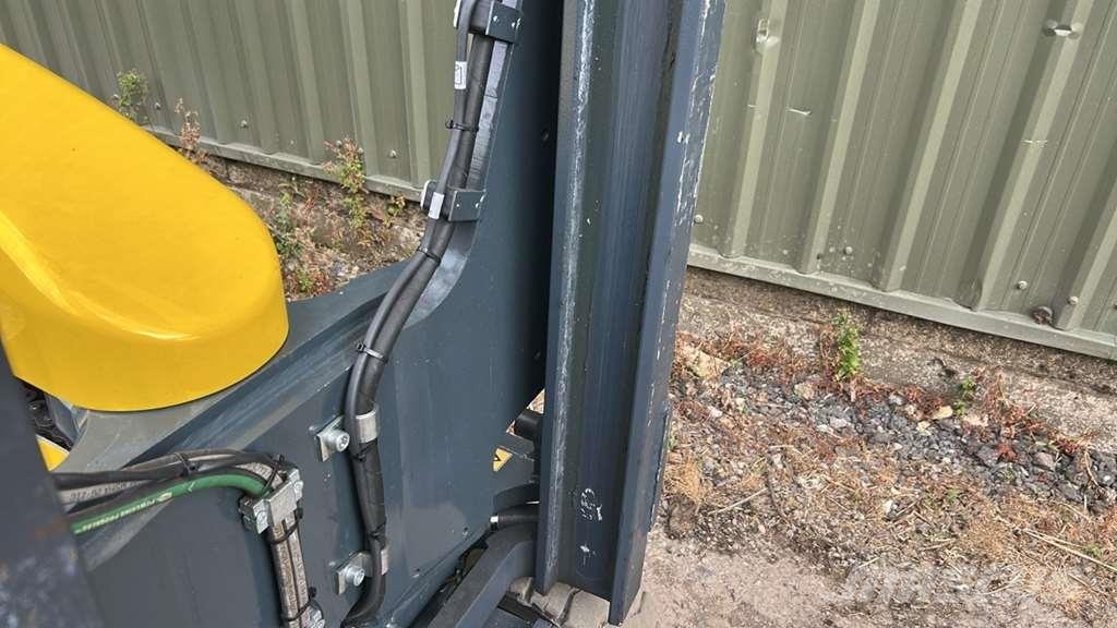 Combilift AM20NE Narrow aisle truck