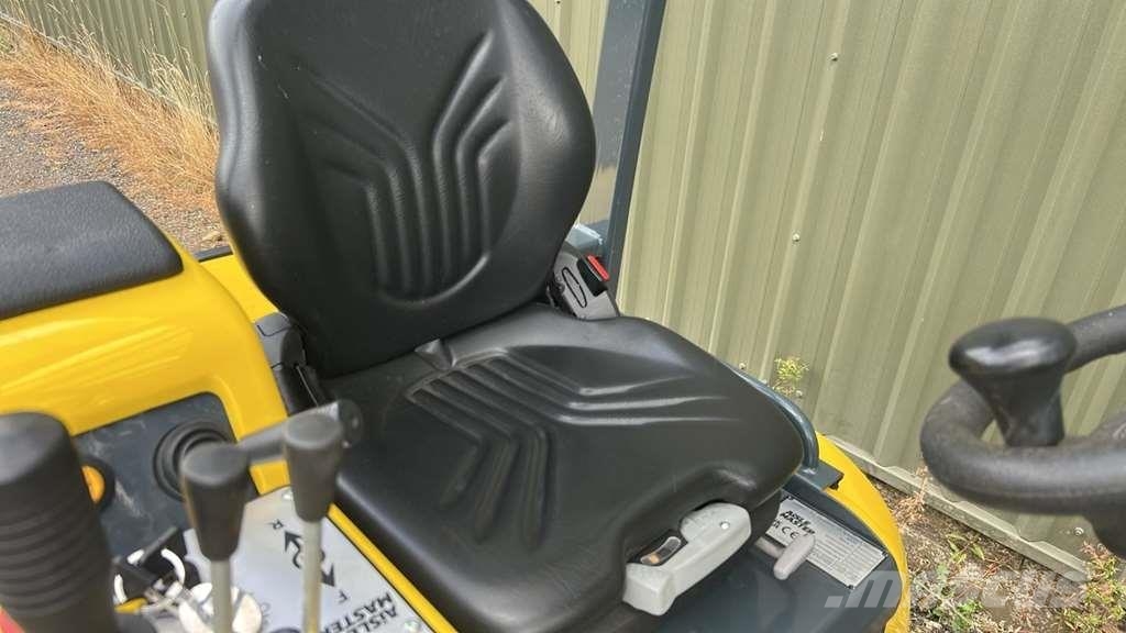 Combilift AM20NE Narrow aisle truck