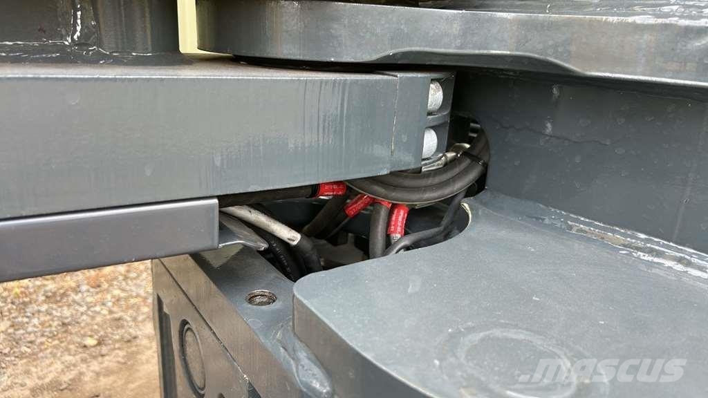 Combilift AM20NE Narrow aisle truck