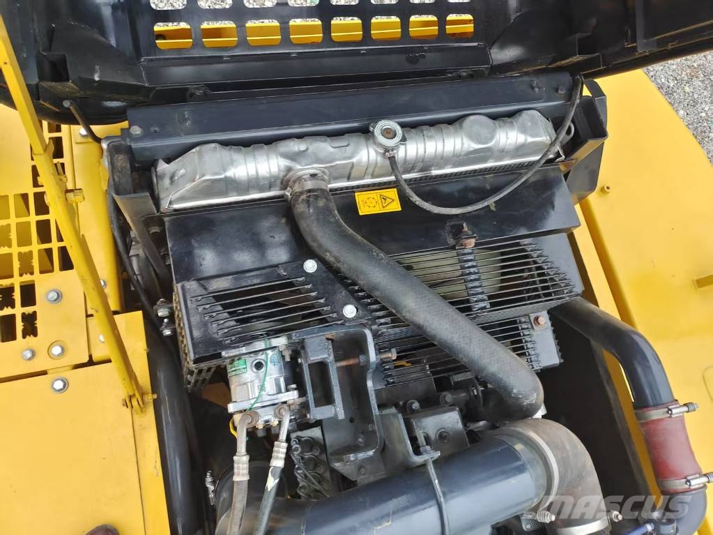 Komatsu PC 300 Escavatori cingolati