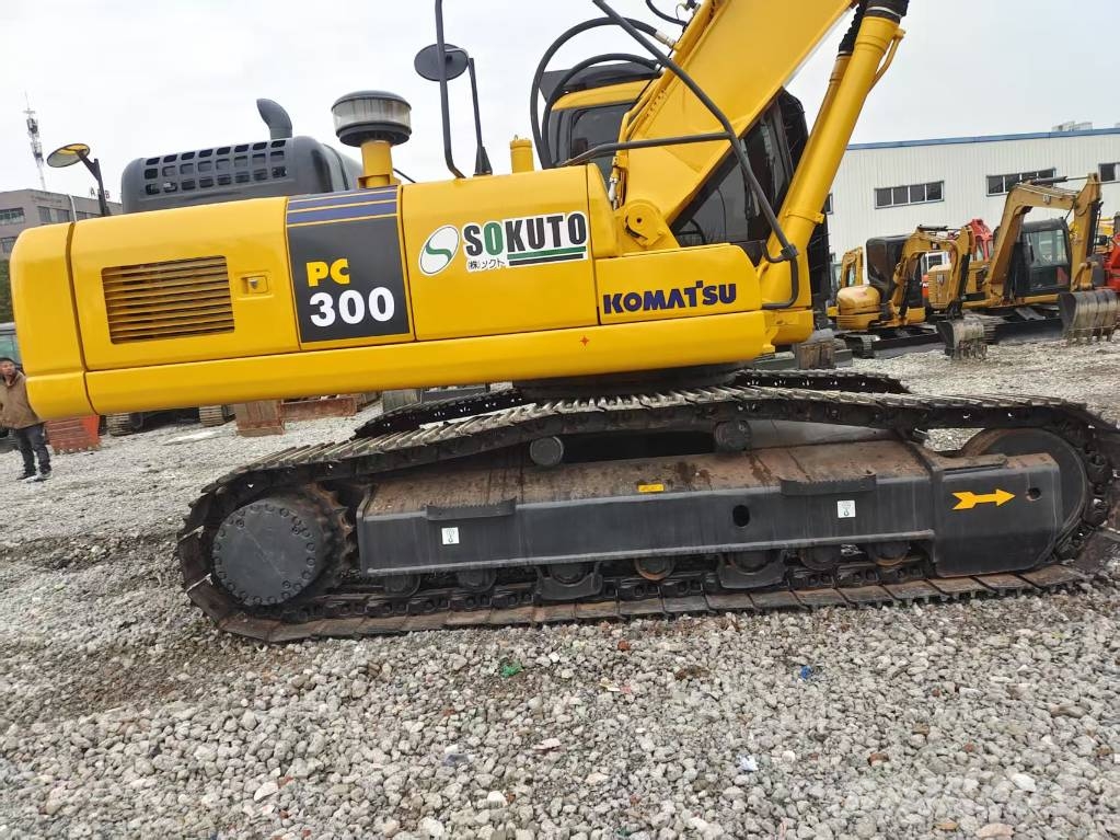 Komatsu PC 300 Escavatori cingolati