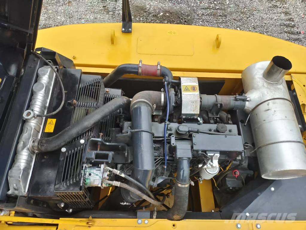 Komatsu PC 300 Escavatori cingolati