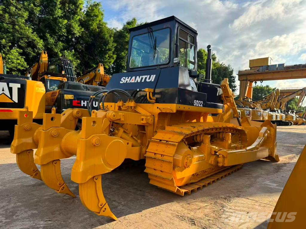 Shantui SD22 Bulldozer