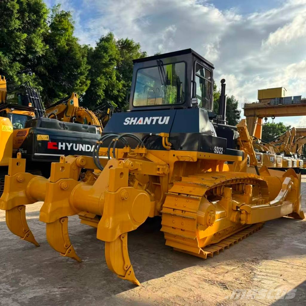 Shantui SD22 Bulldozer