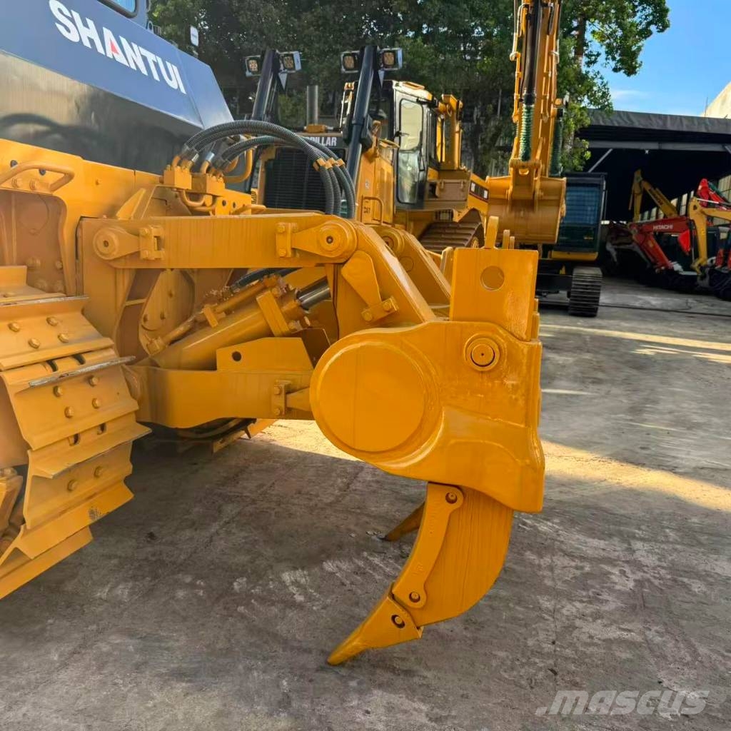 Shantui SD22 Bulldozer