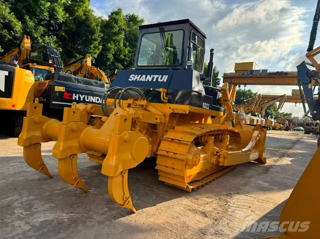 Shantui SD22 Bulldozer