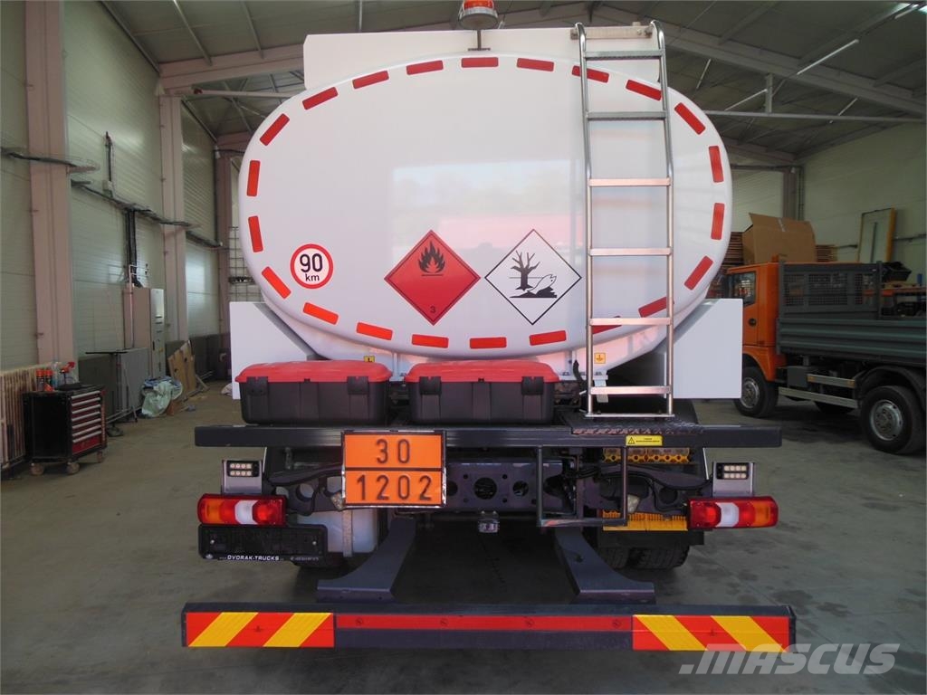 Mercedes-Benz Mercedes Benz 1832 Arocs, ADR, Cisterna pro přepra 탱커 트럭