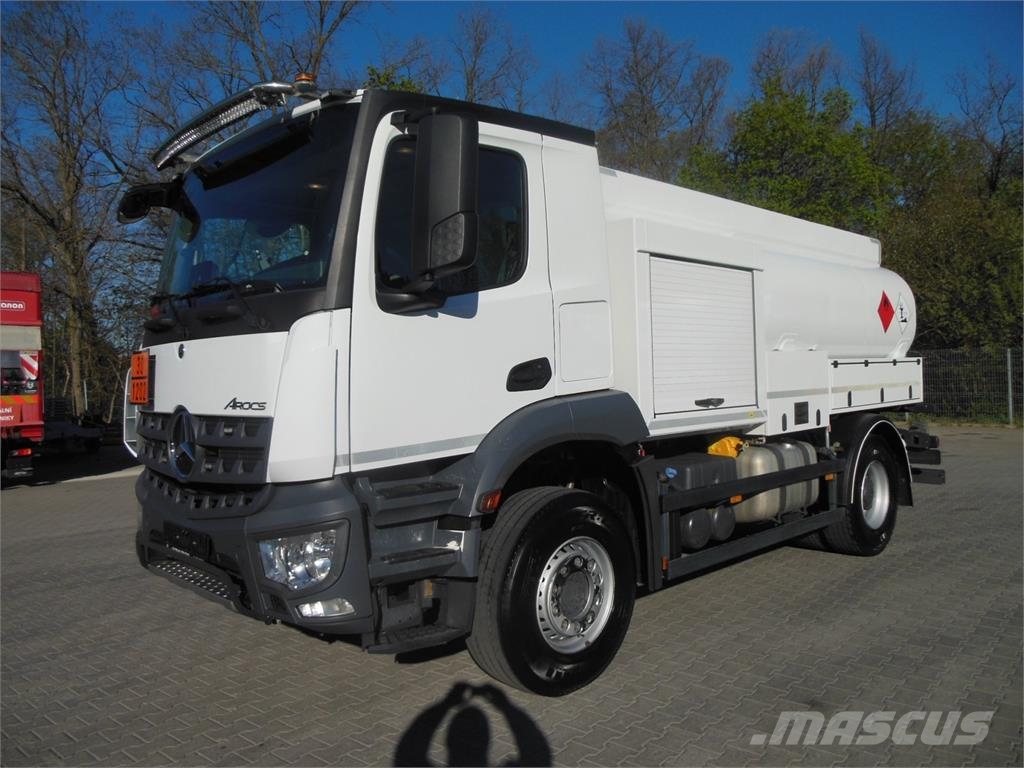 Mercedes-Benz Mercedes Benz 1832 Arocs, ADR, Cisterna pro přepra 탱커 트럭