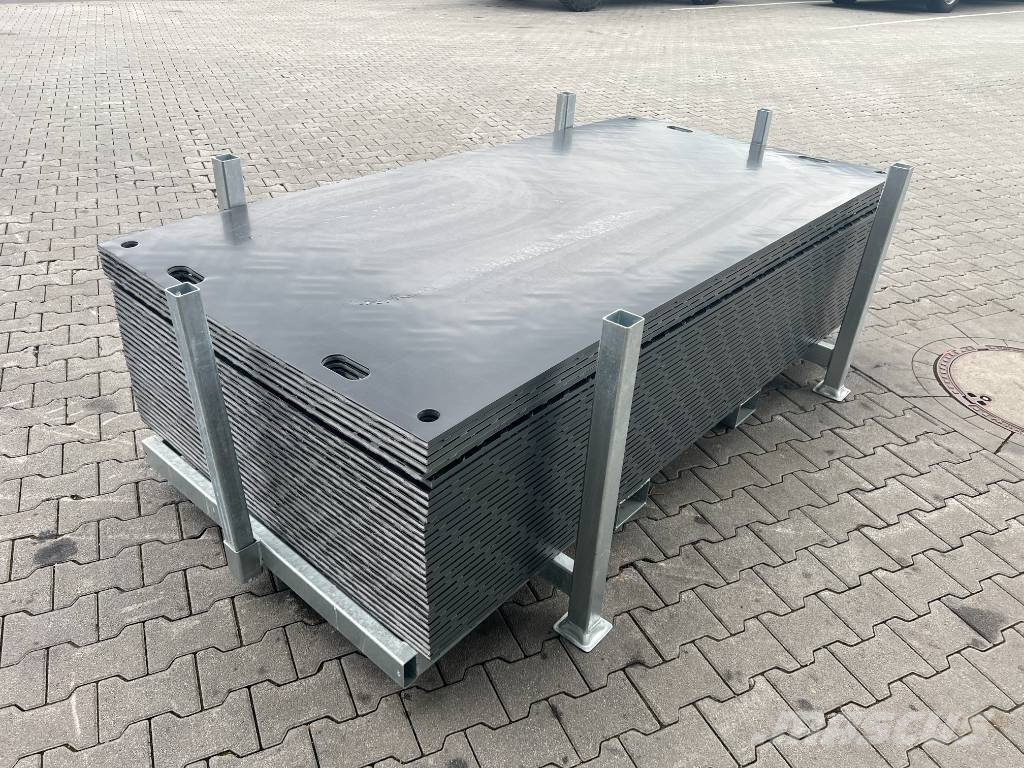 Fahrbahnplatten / Fahrplatten inkl. Gestell / NEU Andere Zubehörteile