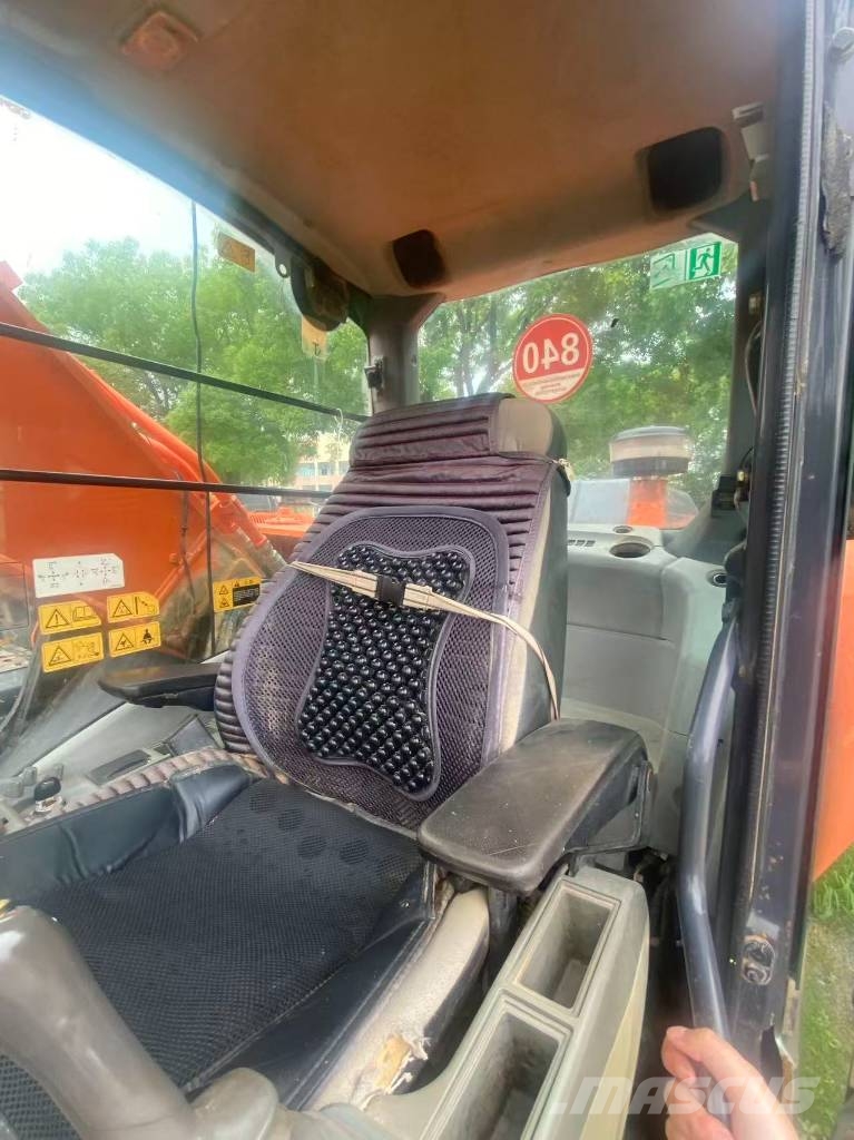 Hitachi ZX 350 Pelle sur chenilles