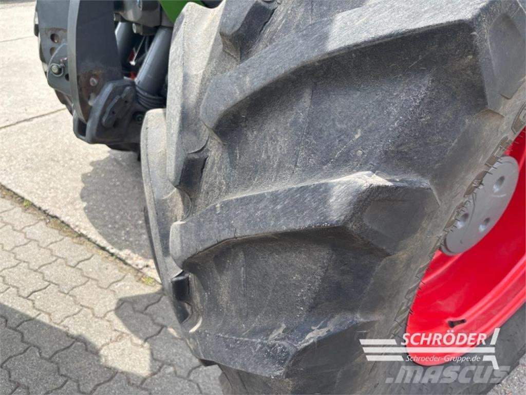 Fendt 724 GEN6 POWER PLUS + CARGO 5X/90 Traktorit