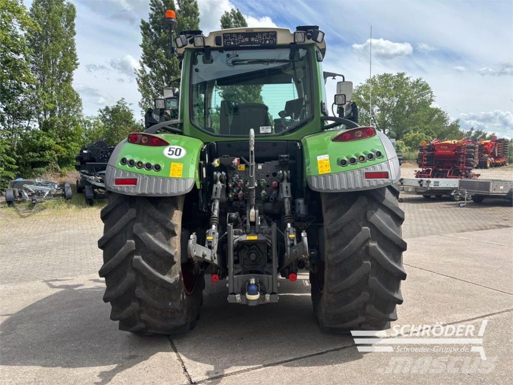 Fendt 724 GEN6 POWER PLUS + CARGO 5X/90 Traktorit