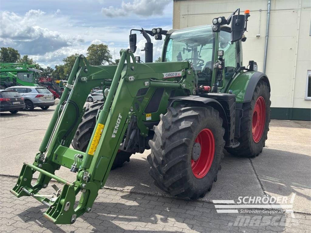 Fendt 724 GEN6 POWER PLUS + CARGO 5X/90 Traktorit