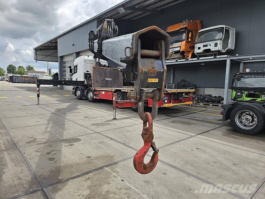 Scania R490 HMF 6020 Camiones de cama baja