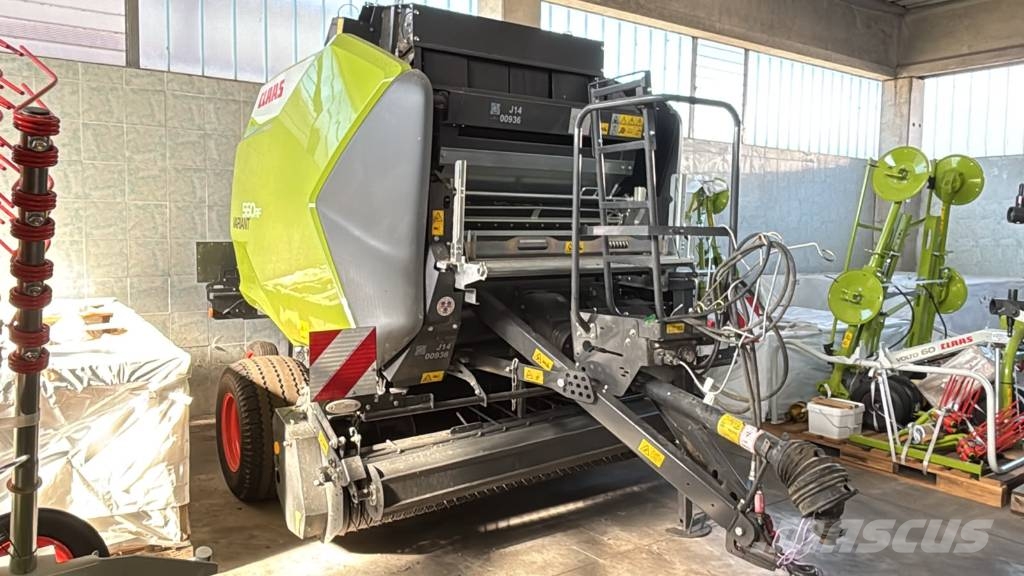 CLAAS Variant 560 RF Πρέσες κυλινδρικών δεμάτων