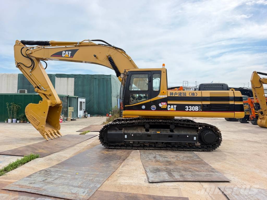 CAT 330 Bagri goseničarji