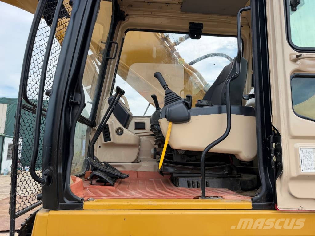 CAT 330 Bagri goseničarji