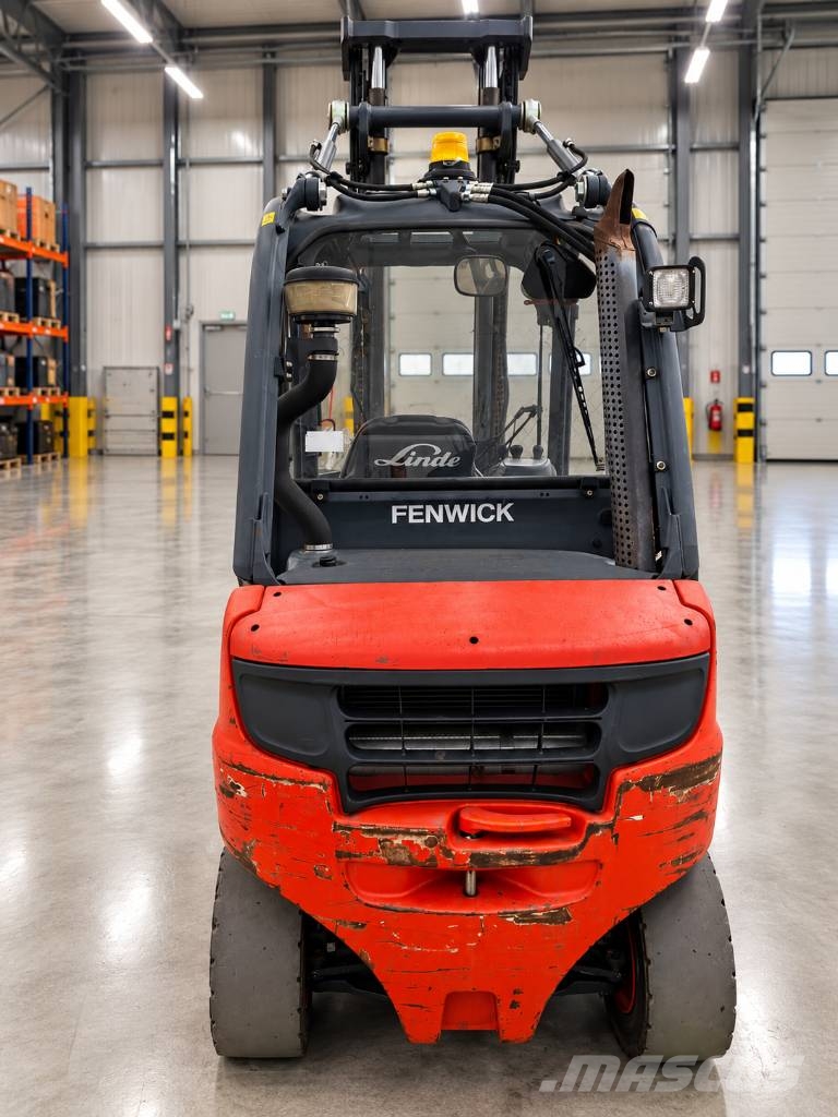 Linde H 30 D شاحنات الديزل